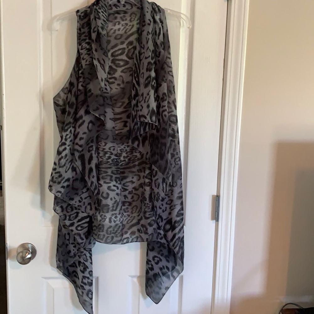 NWOT Boutique OS Animal Print Scarf Vest